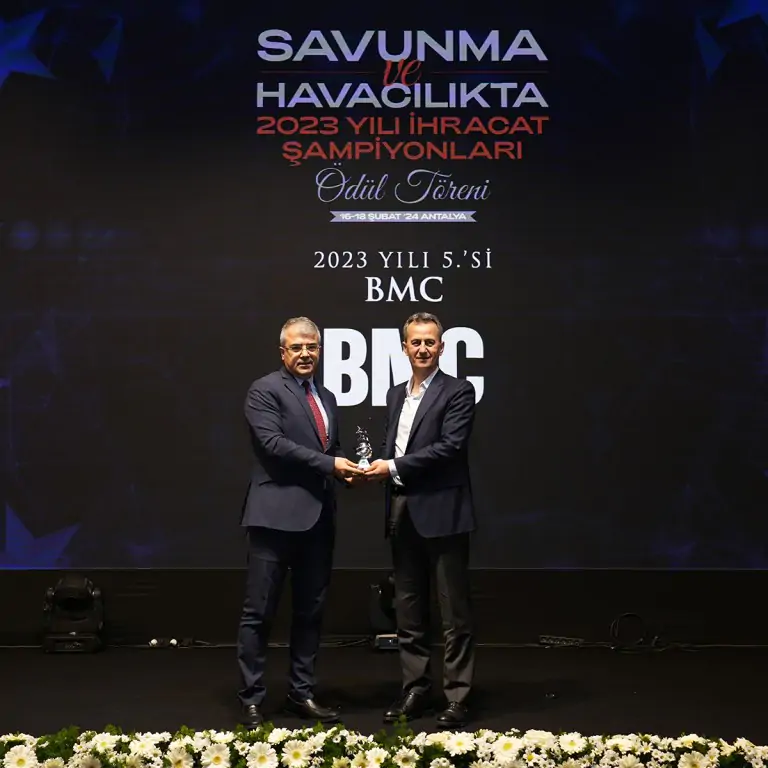 SAVUNMA VE HAVACILIK SANAYİİNDE 2023 YILI İHRACAT ŞAMPİYONLARI ÖDÜL TÖRENİ GERÇEKLEŞTİRİLDİ